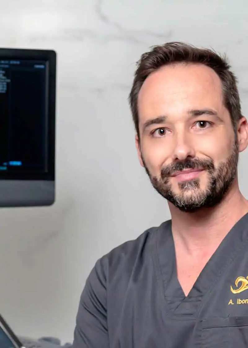 Doctor Álvaro Iborra. Cirujano Podólogo en Madrid Doctor Álvaro Iborra. Cirujano Podólogo en Madrid